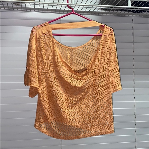 Crop top - Picture 2 of 2